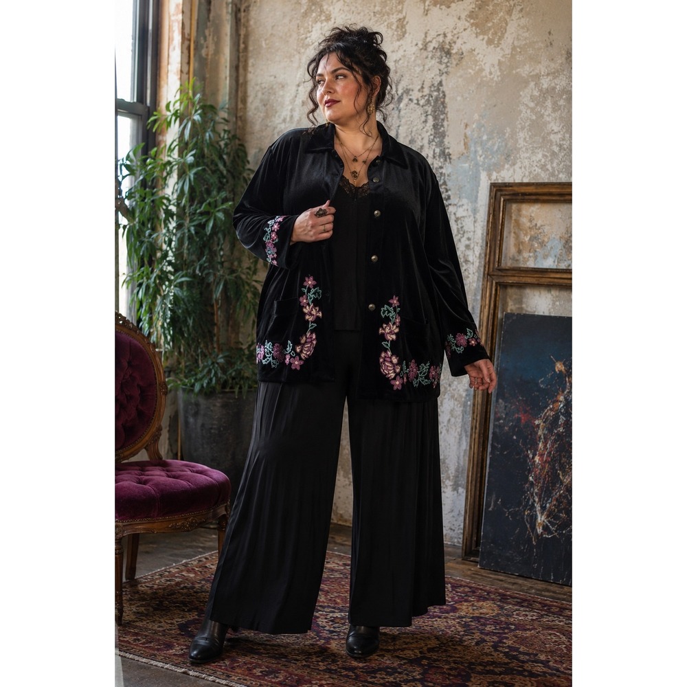Bohemian Black Velvet Jacket Plus‎ Size 36 Floral Embroidery Artsy Whimsygoth